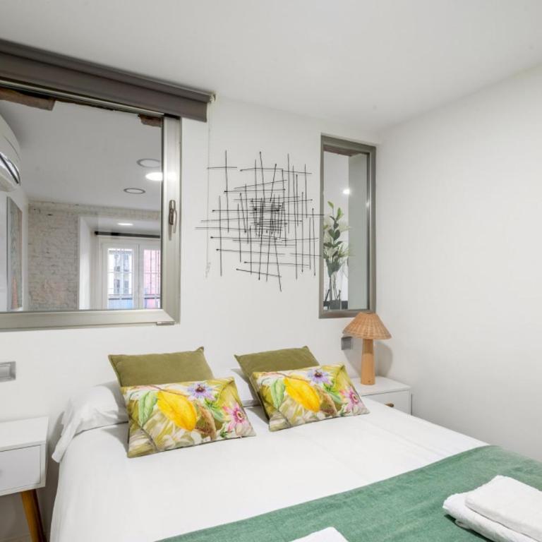 Modern and Bright -2 Bedrooms 1 Bathroom-Lavapies - Two-Bedroom Apartment - 11