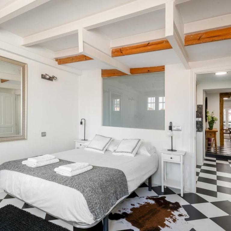 Modern and Bright -2 Bedrooms 1 Bathroom-Lavapies - Two-Bedroom Apartment - 13