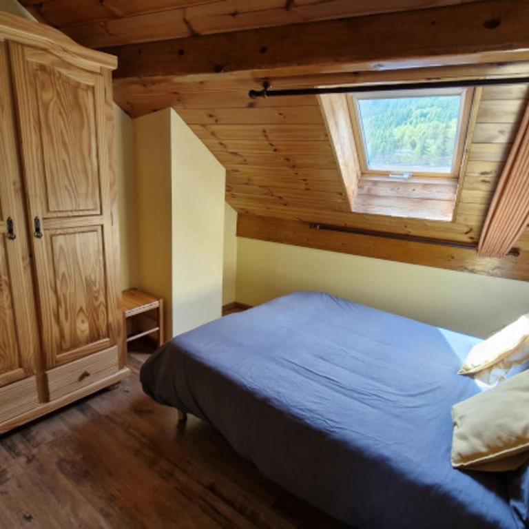 Chalet 11 pers, 5 ch, pied des pistes, balcon, parking, Wi-Fi, cheminée, Serre Chevalier - FR-1-762-27 - Appartement - 8