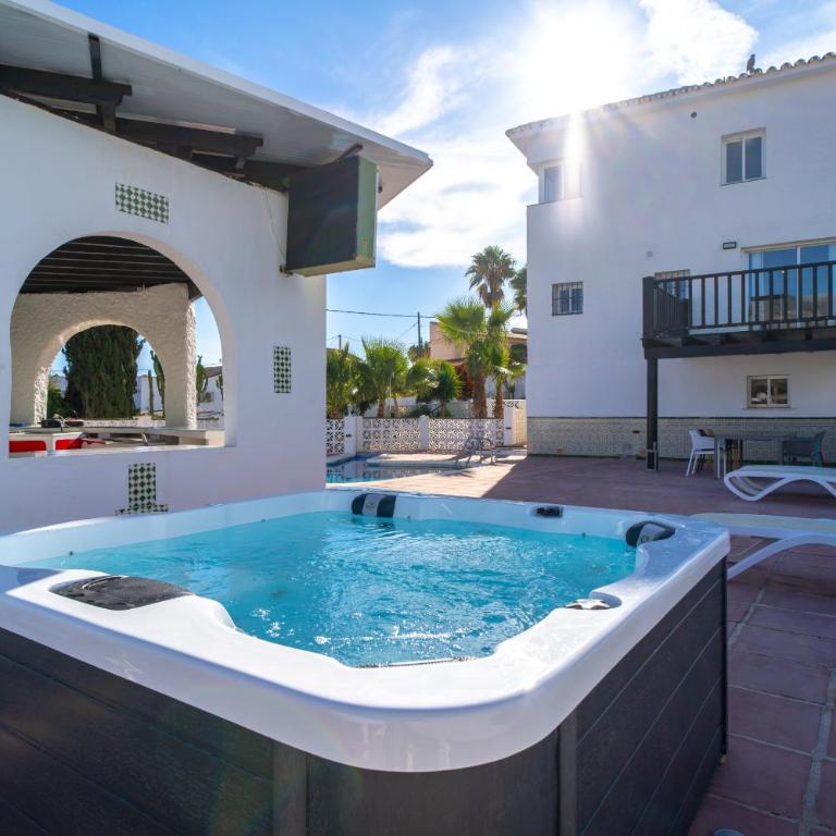Villa Mauri Private Pool by Casasol - Villa con piscina privada - 15