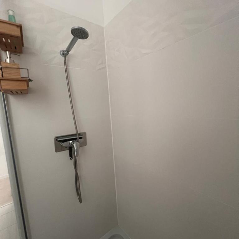 Petit paradis perché au coeur de Nice - Maison 2 Chambres - 17