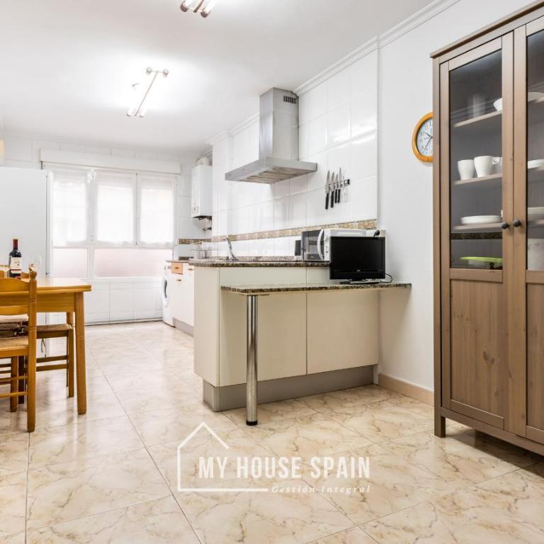 MyHouseSpain - Piso nuevo en el centro de Gijón - Apartamento de 2 dormitorios - 3