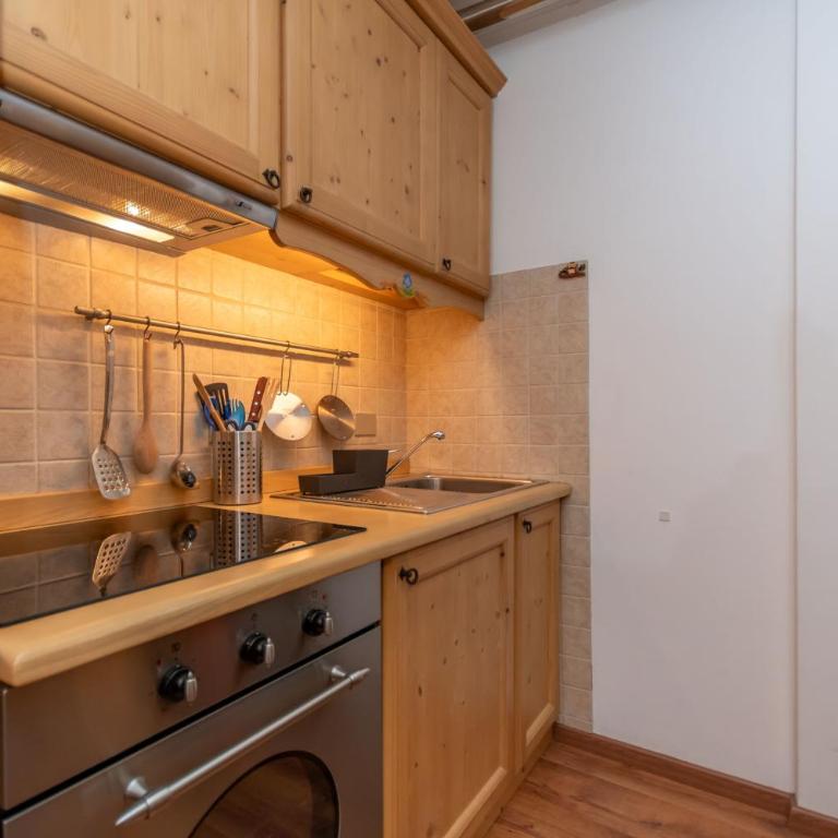 Suite Monte Pelsa - Monolocale con Balcone - 3
