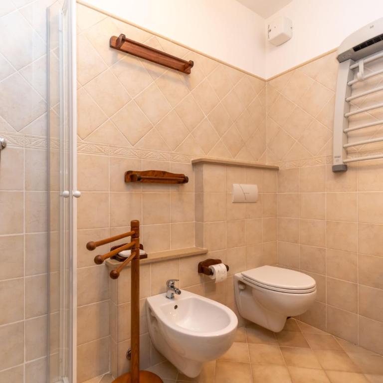 Suite Monte Pelsa - Monolocale con Balcone - 11
