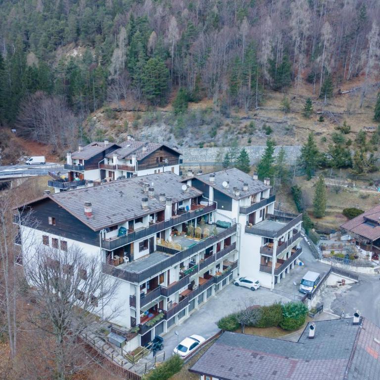 Suite Monte Pelsa - Monolocale con Balcone - 15
