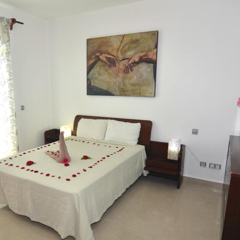 Rinconada del Mar APTS - Two-Bedroom Apartment with Balcony - 9