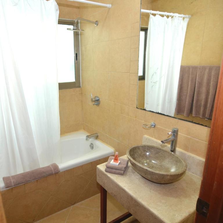 Rinconada del Mar APTS - Apartment with City View - 12