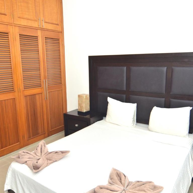 Rinconada del Mar APTS - Two-Bedroom Deluxe Apartment with Balcony - 7