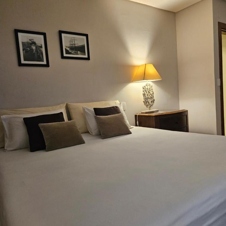 Casa Garay Hotel 658 - Habitación con cama grande y vistas al jardín - 3