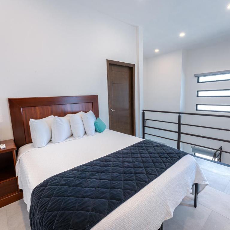 Laguna Shores Resort - Duplex Studio - 1