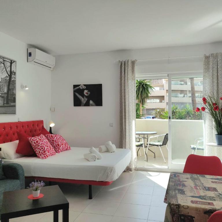 1º Línea de playa con piscinas & parque acuático - One-Bedroom Apartment - 1