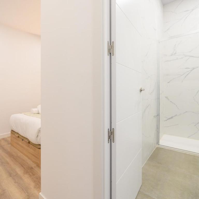 Comfort & Street Style - Your Perfe Floor Temporal SBE351D - Three-Bedroom Apartment - 25