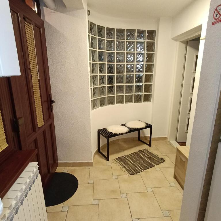 GRBAVICA COZY APARTMENT - free parking - One-Bedroom Apartment - 12
