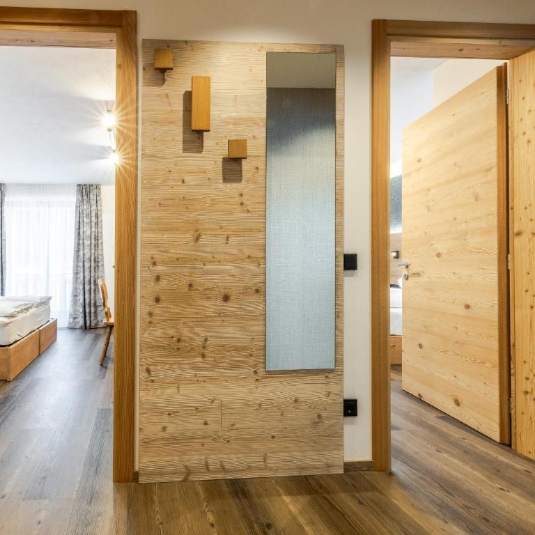 CHALET ARIA Stay Mountain Relax - Appartamento Deluxe con 2 Camere da Letto e Balcone - 2