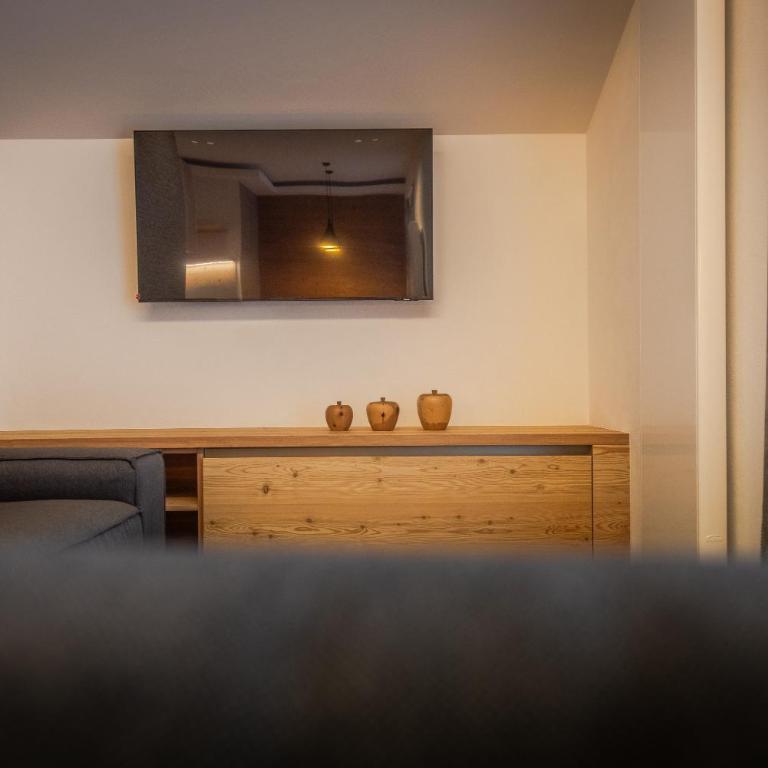CHALET ARIA Stay Mountain Relax - Appartamento Deluxe con 2 Camere da Letto e Balcone - 5