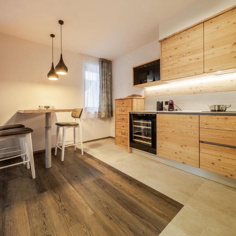 CHALET ARIA Stay Mountain Relax - Appartamento Deluxe con 2 Camere da Letto e Balcone - 16