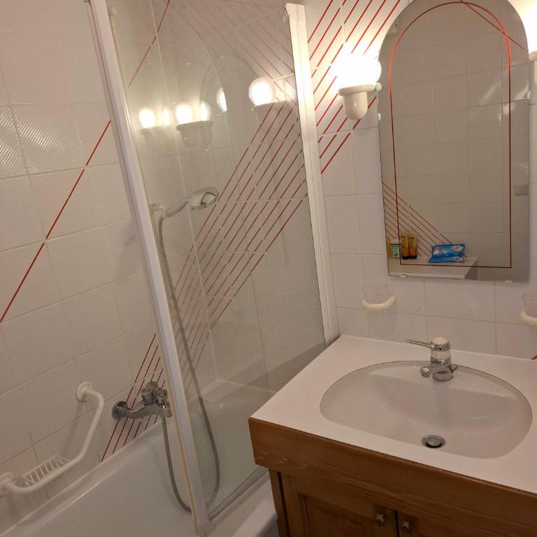 Le Nid d'aigle apt 405 Leysin centre avec forfait piscine sauna jacuzzi en option - Apartment mit 2 Schlafzimmern - 20