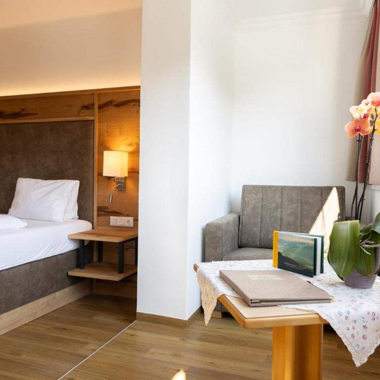 Hotel Das Hochkönig - Deluxe Doppelzimmer mit Balkon - 8