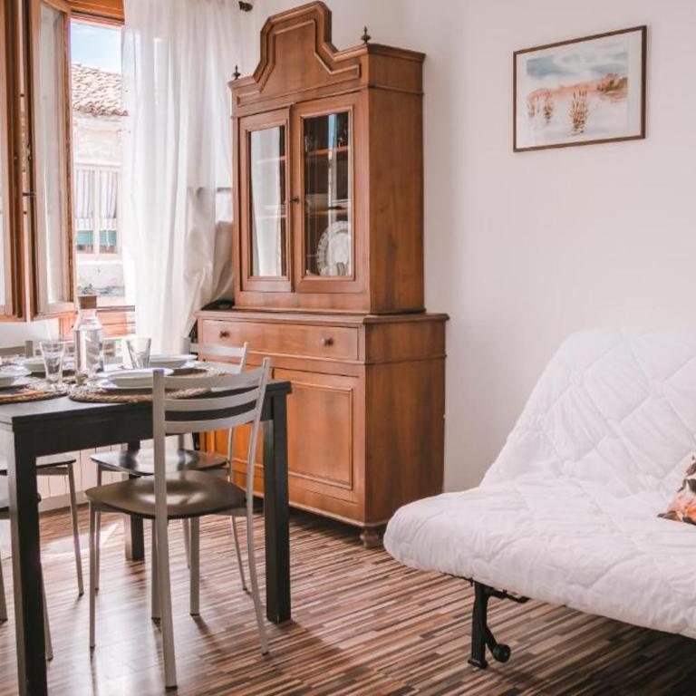 Elegant Apartments in Biennale by Bricola Apartments - Appartamento Standard con 2 Camere da Letto - 2