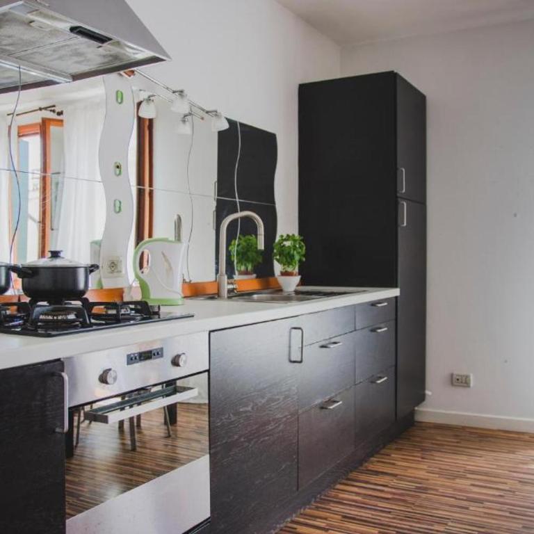 Elegant Apartments in Biennale by Bricola Apartments - Appartamento Standard con 2 Camere da Letto - 1