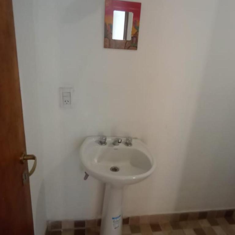 Hostal La Albahaca - Habitación Triple con vistas al jardín - 2