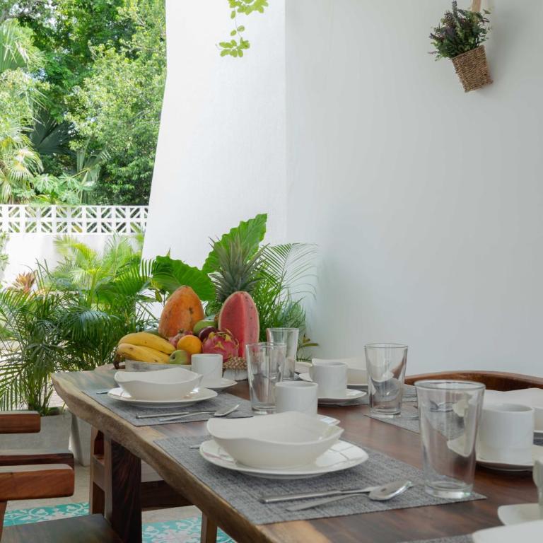 Casa Laura - Tulum - Private Townhome For 6 Guest - 3 Bedrooms - 5 Beds- Restaurant Walking Distance - Apartamento - 12