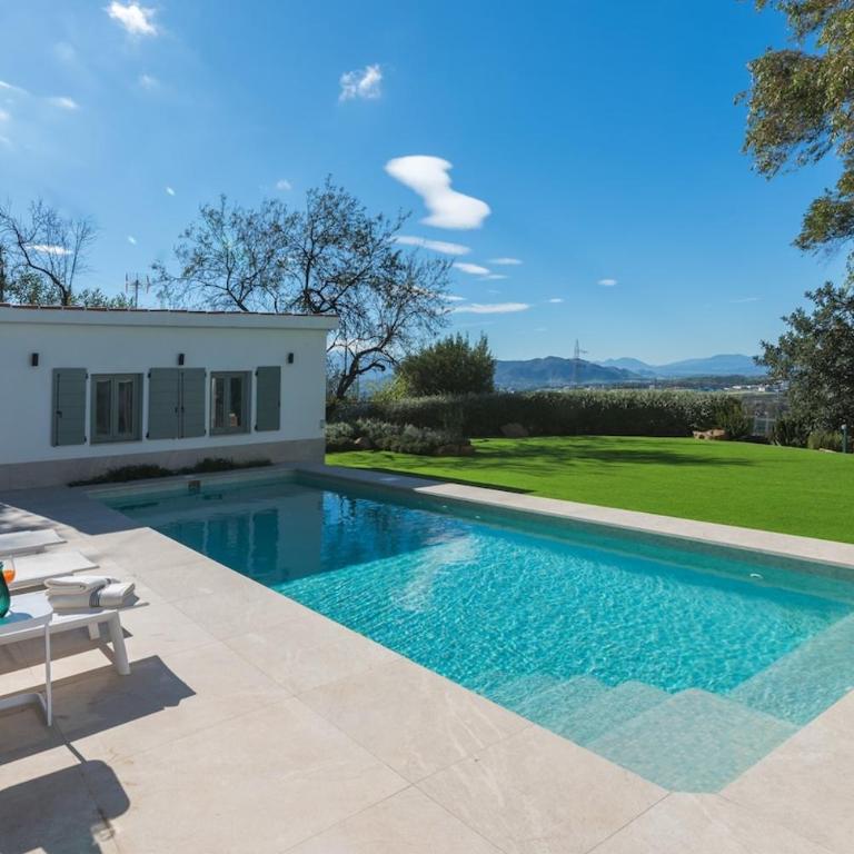 Luxury Rural Villa Pool by ELE Apartments - Villa de 3 dormitorios - 56