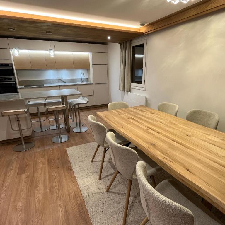 Renovated 6 pers Luxury Chalet in Meribel Centre 85m2 3BR 3BA with Mountain View and boots heater ! - Appartement 3 Chambres - 2