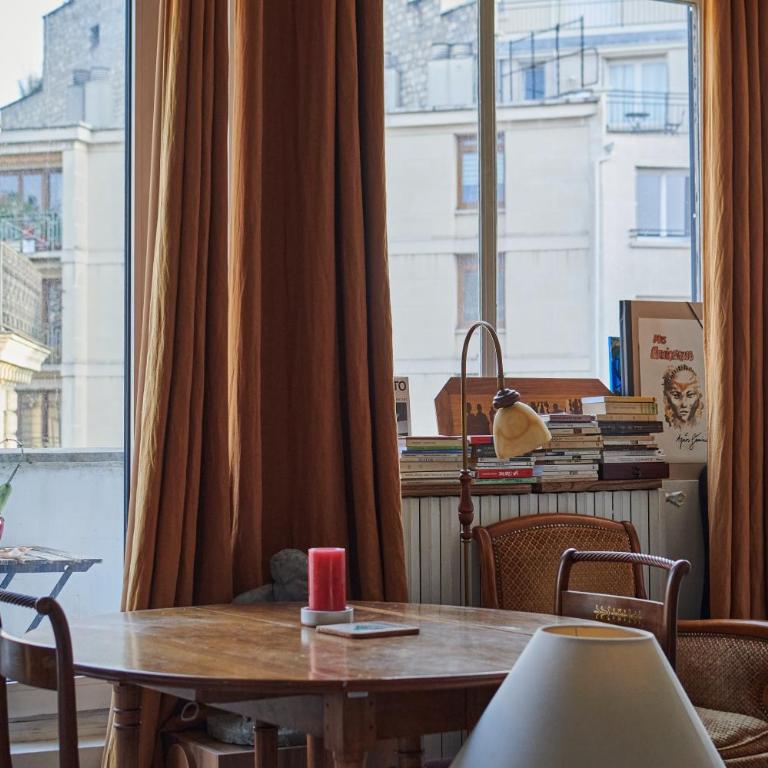 Studio cosy avec balcon Paris 16ème - Apartamento de 1 dormitorio - 2