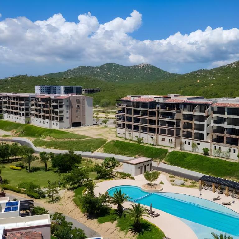 Condo with Panoramic Ocean view and Pool - Apartamento - 4