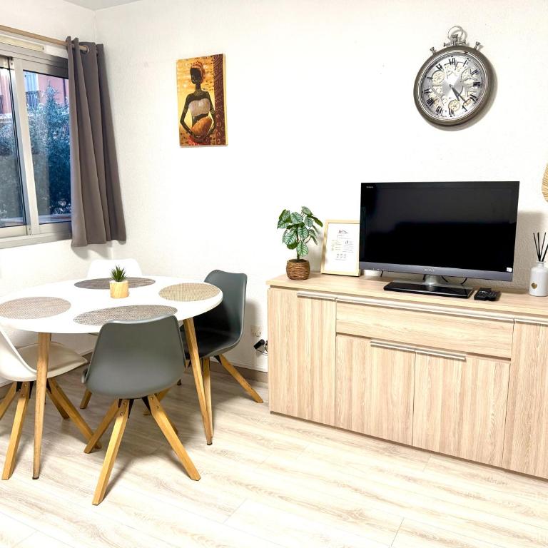 Méditerranée, 2 pièces très calme, clime, centre ville - Apartamento de 1 dormitorio - 4