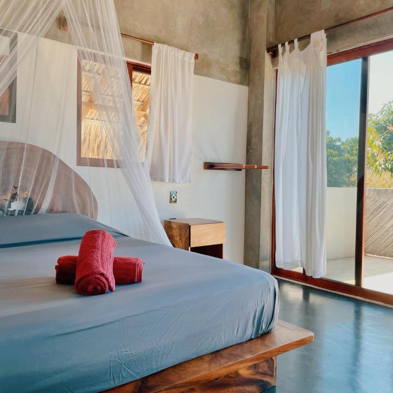Casa Coco Nogales in La Punta Zicatela - Two-Bedroom House - 6