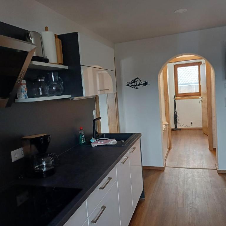 Ferienwohnungen Guglhof Mariapfarr - Apartment mit 2 Schlafzimmern und Balkon - 6