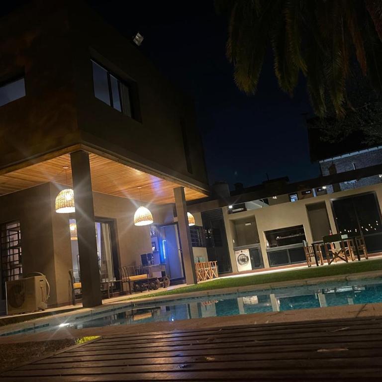 Punta Chica - Alojamiento Premium - Casa de 3 dormitorios - 6