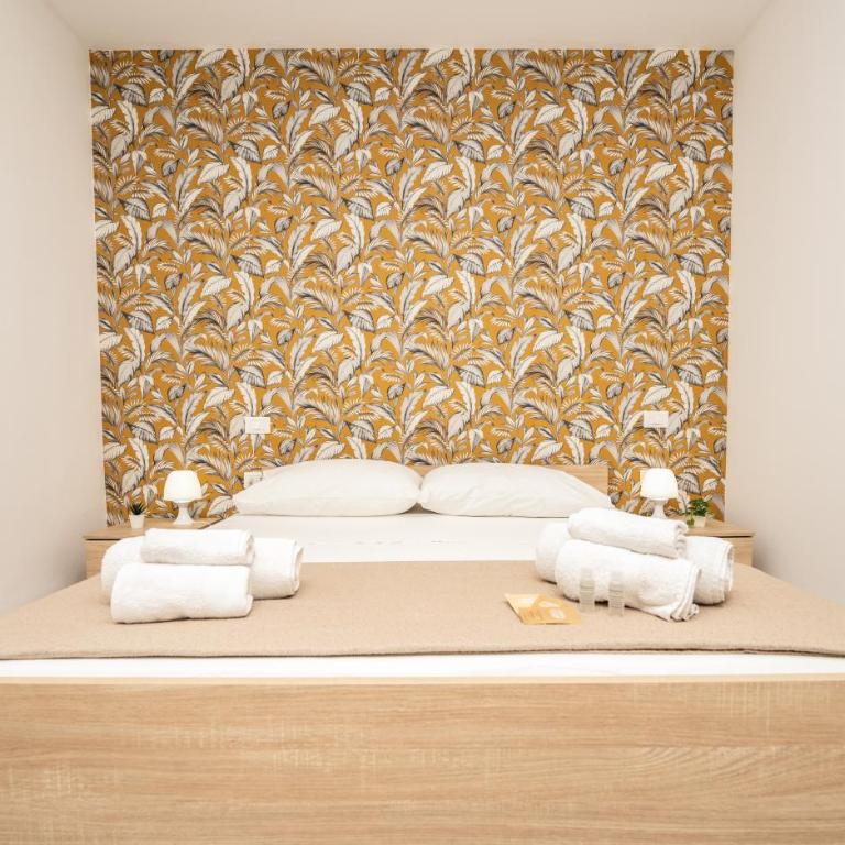 Central Room 128L - Triple Room with Balcony - 15