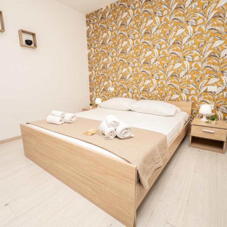 Central Room 128L - Triple Room with Balcony - 18