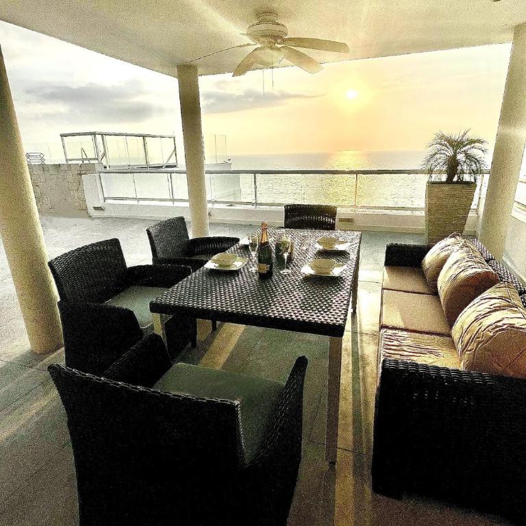 Beachfront Penthouse With Private Pool¡¡¡ - Apartamento con vistas al mar - 42