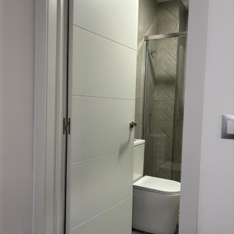 Apartamento 6 a 3 min caminando de la Estación de Bus y Tren María Zambrano 6 - Apartamento de 1 dormitorio - 4