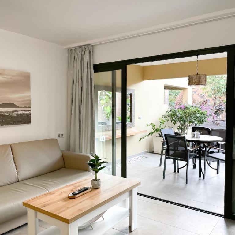 Eva's Atlantic Garden Corralejo by B-Rent - One-Bedroom Apartment - 11