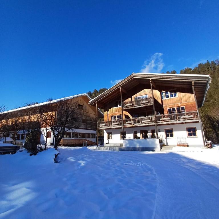 Biobauernhof Appartement Oberreith - Apartment mit 1 Schlafzimmer und Garten - 2