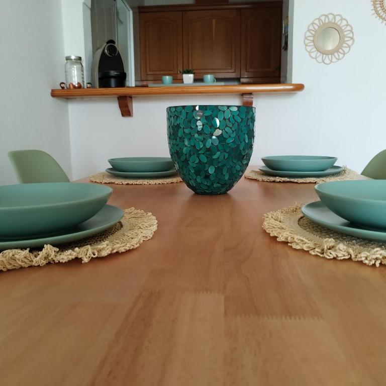 Mira al Mar y Tabarca en urbanización Santa Pola - Apartamento de 2 dormitorios - 10