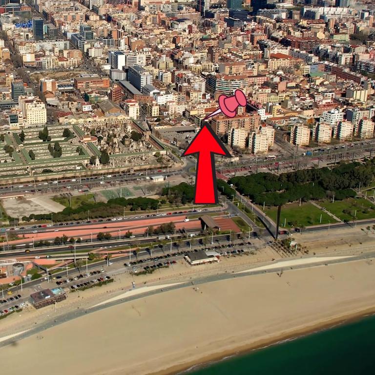 Poblenou Beach Penthouse l Loft with Private Terrace l 5 min Walk to the Beach - One-Bedroom Apartment - 12