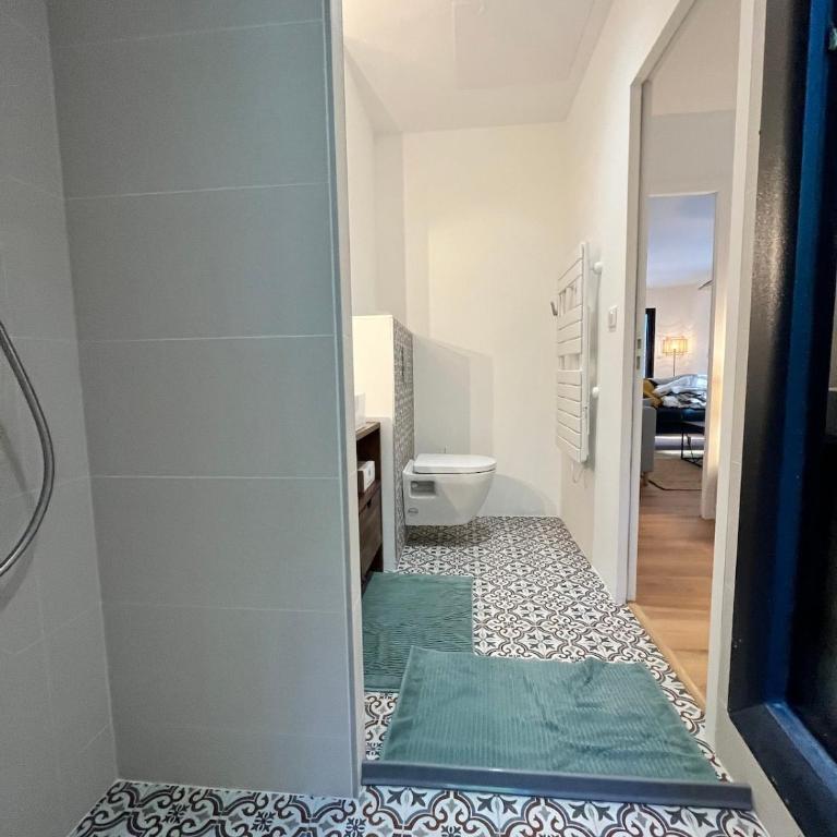 Villas climatisées avec piscine et SPA proche du lac - Villa avec Piscine Privée - 9