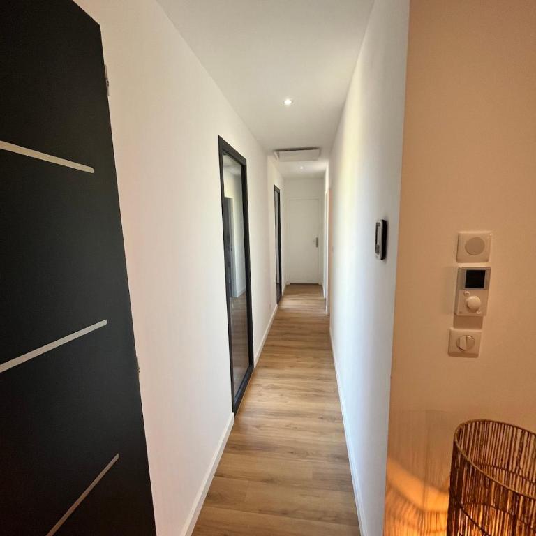 Villas climatisées avec piscine et SPA proche du lac - Villa avec Piscine Privée - 10