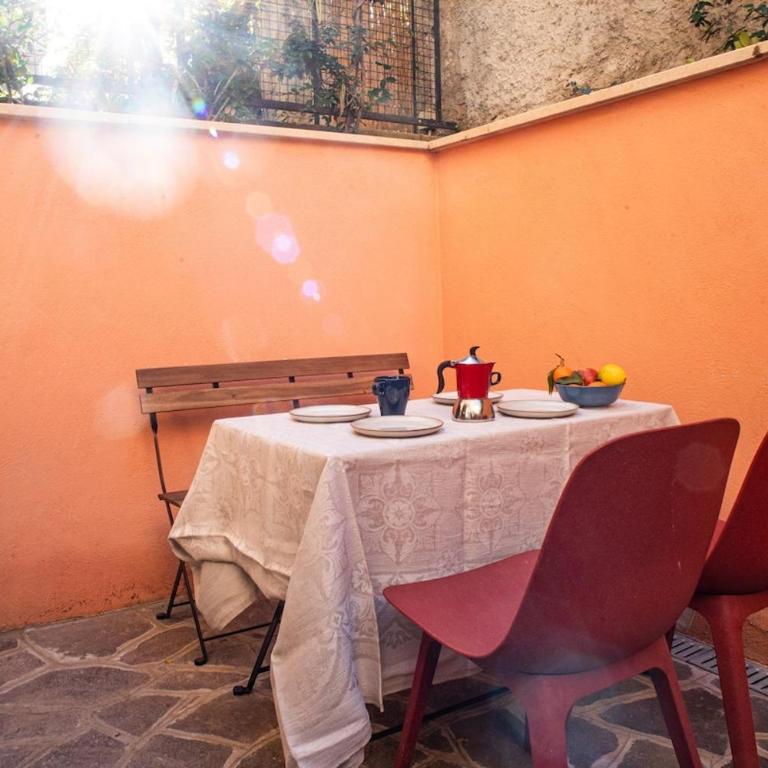 Alloggio Turistico al Villino del Melograno - Appartamento con 2 Camere da Letto - 4