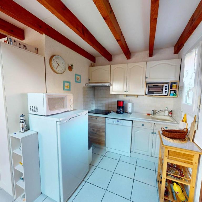 LES ESTIVALES - Maison mitoyenne pour 4 personnes - Ferienhaus - 17