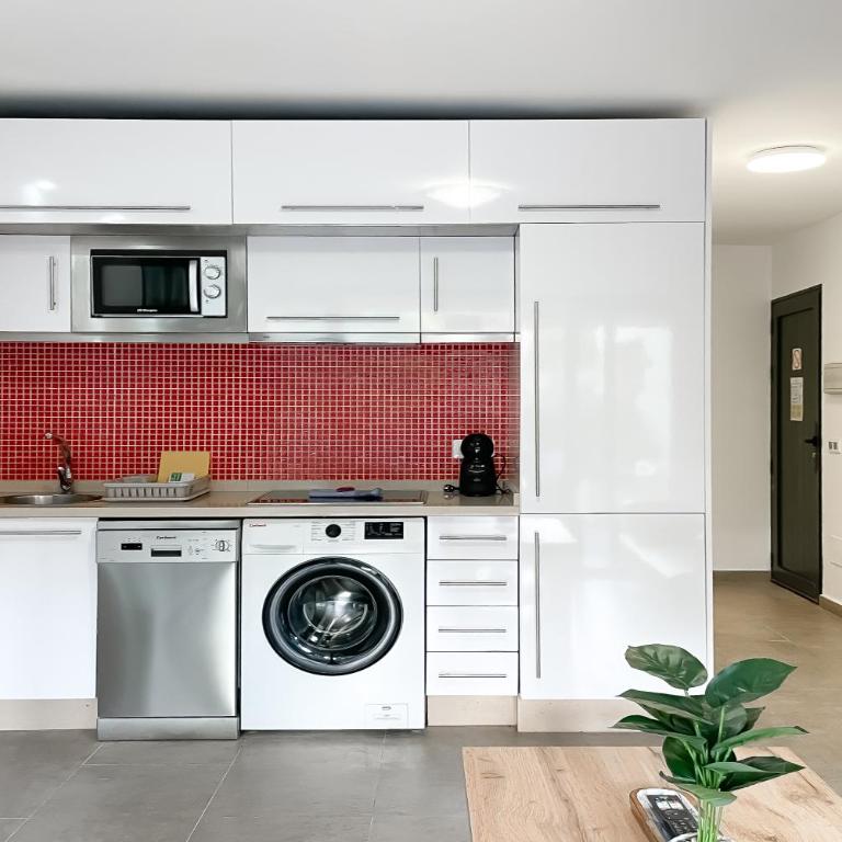 Eva's Atlantic Garden Corralejo by B-Rent - One-Bedroom Apartment - 2