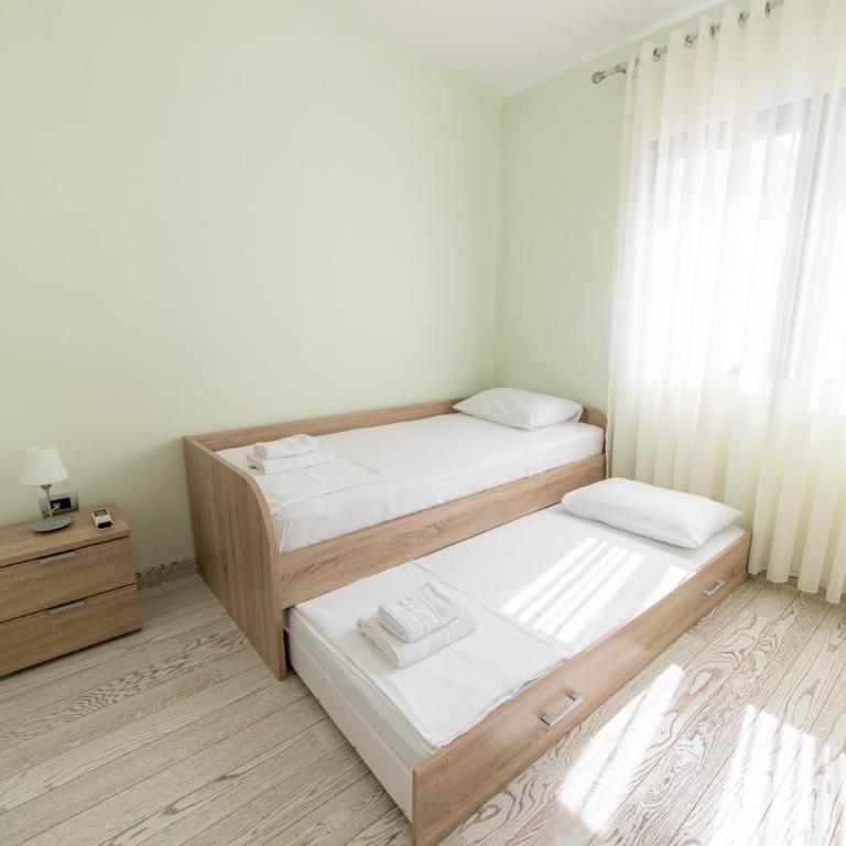 Green Bay Apartments Morinj - Deluxe Apartment - 6