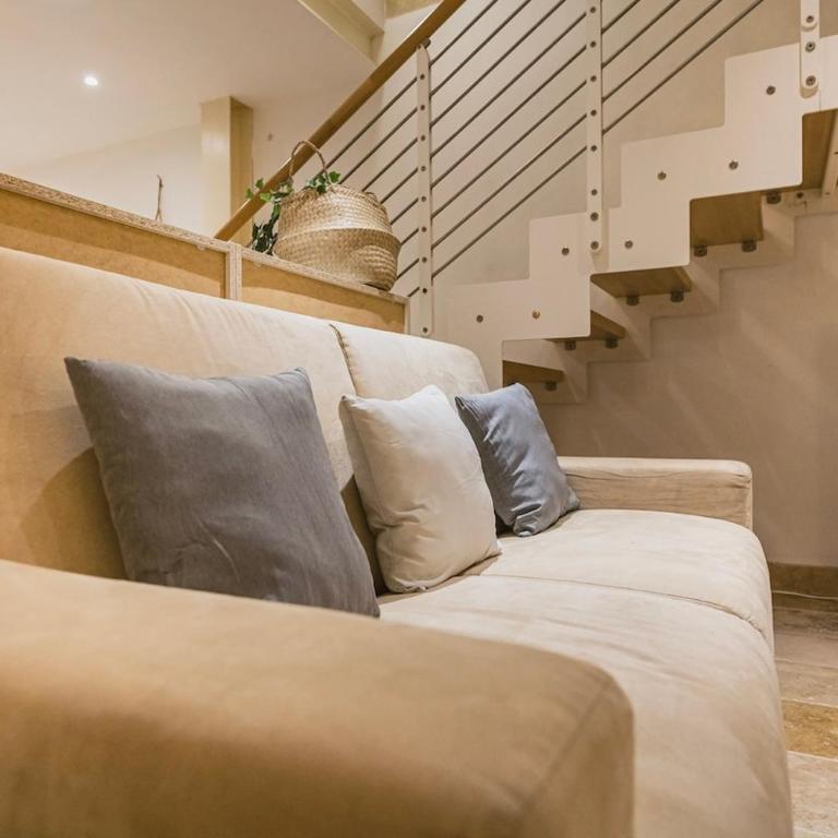 Sassi Suite - Elegant Historic Home - One-Bedroom Apartment - 20