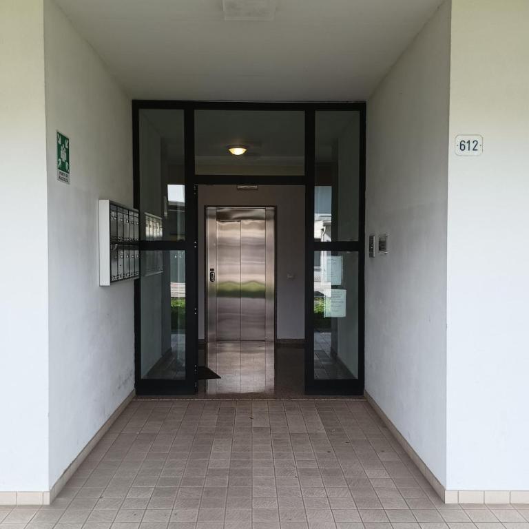 Garage coperto-FreeWifi 10min auto UdineCentro - Appartamento Standard con 1 Camera da Letto - 10